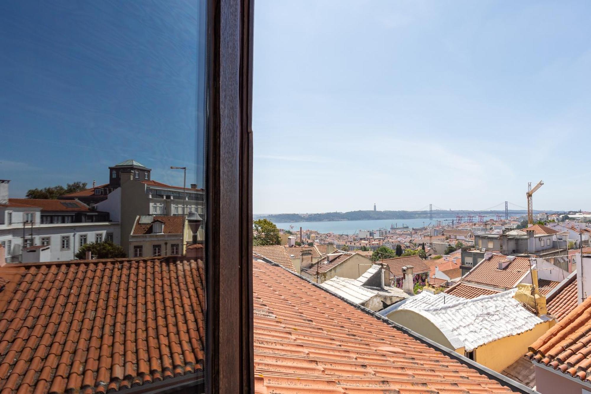 Amazing Tailor Made Penthouse With A View Appartement Lissabon Buitenkant foto